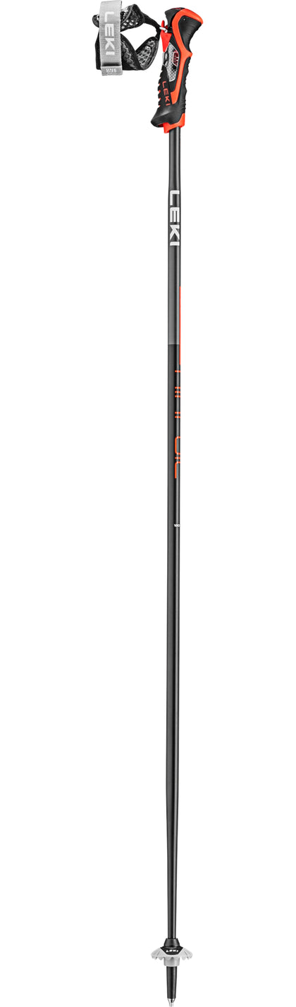 AIRFOIL 3DRapide, précis, idéal pour les rayons courts et les virages sportifs – voilà comment résumer l’Airfoil 3D. Le nouveau système Tigger 3D offre une plus grande maîtrise grâce à la connexion directe entre le gant et le bâton, un confort d’utilisati